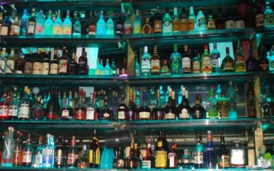 Szív és pohár tele búval, bajjal?- Dr. Rácz József írása