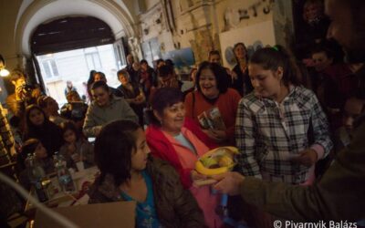 Süti, kávé, hogy vagyunk – Gát Család Klub